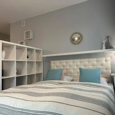 La Superior V Z Ogrodem Apartamento *